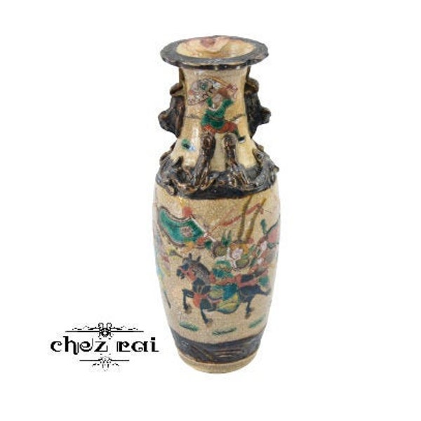 vintage Satsuma Asian Oriental Vase Warriors Shelf Stand Decorative Asia Lover Gift Idea Glazed Container Flowers Display / Chez Rai