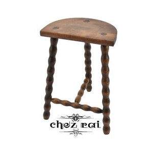 Vintage French 18" Wooden Medium Height Braced D Stool Plant Stand Gift Idea Farmhouse Cottage Barn Room Display Wood Tabouret / ChezRai