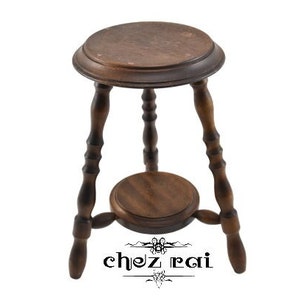 Vintage 18 &quot;madera redonda tres patas dos niveles maceta planta soporte habitación decoración taburete de madera sala de estar mesa pequeña regalo de inauguración de la casa / Chez Rai