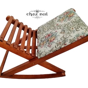 Vintage Wooden Slattered And Flowered Pattern Fabric Padded Cushioned Rocking Footrest Foot Rest Support Folding Footrest / Chez Rai