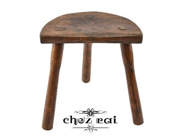 Vintage French Wooden Plain Tapered Leg D Stool Character Tabouret Plant Stand Farmhouse Barn Cottage Display Milking Stool / Chez Rai