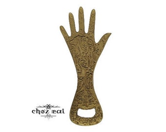 Vintage Large Hand Brass Bottle Opener Collectible Mancave Bar Beer Lover Gift Idea Brass Hand Bar Accessory / Chez Rai