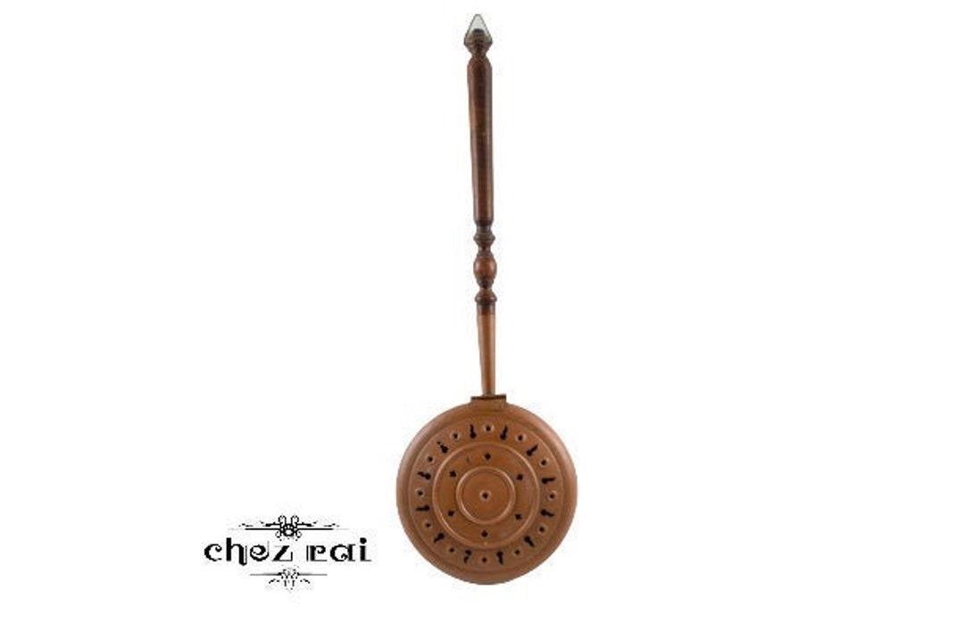 Vintage Small Copper Bed Warmer Long Wooden Handled Hot Coals Fireplace