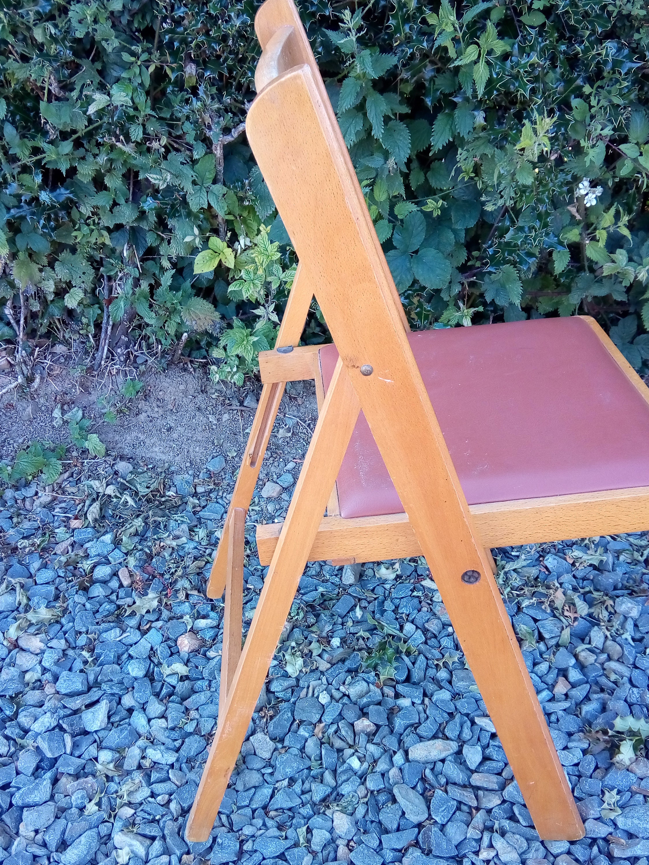 Vintage Pair Of Wooden Folding Chairs Brown Vinyl Seat Wood Etsy