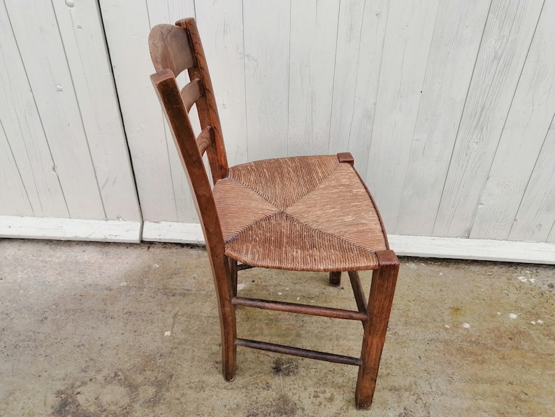 Vintage French Oak Hardwood Chair Rush Seat Framhouse Rustic Country Cottage Lodge Dinning Table Kitchen Chair Conservatory / Chez Rai image 6
