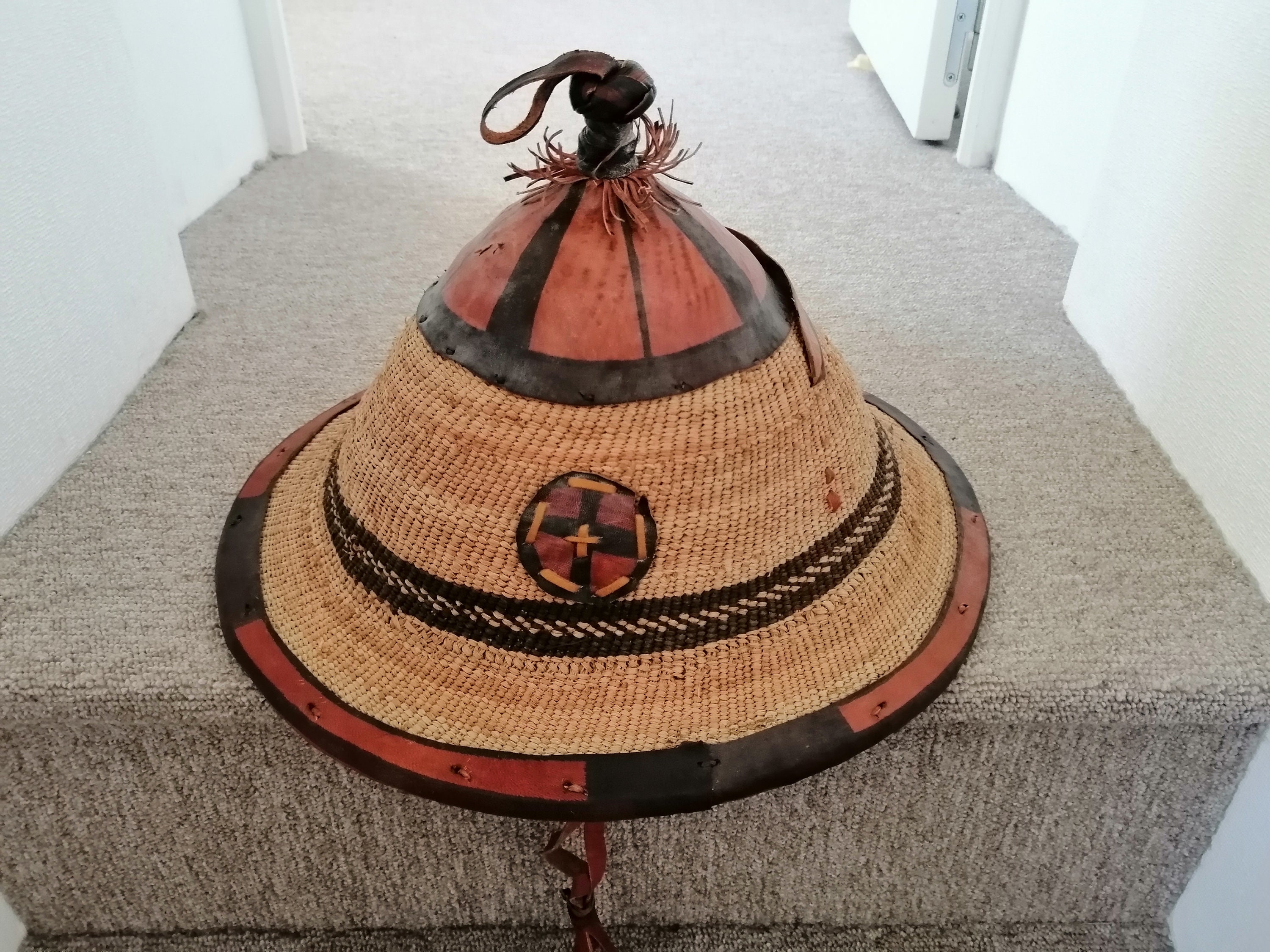 Vintage / Antique Hand Painted Indonesian Farmer Rattan Hat Asian Farmer Hat - Etsy main image 3