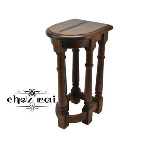 Sällsynt vacker fransk tung kantorpall i ek med fem ben. Tabouret de Chantre en Chêne, religiös kyrkbön, knäböjande, ca 1930-talet /ChezRai