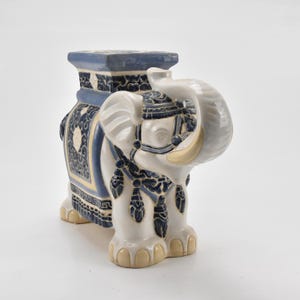 Cerámica vintage Extra grande Hermoso taburete de elefante Asiento de jardín Soporte de flores Planta Soporte Ornamento Declaración Pieza Decoración del hogar / Chez Rai