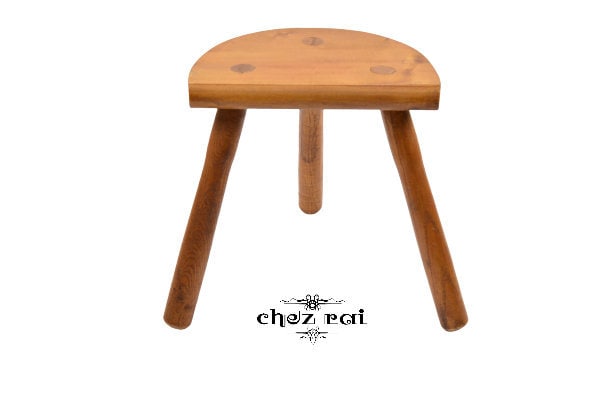 Vintage en Bois D Tabouret Plant Stand à Trois Pattes Ferme Grange Milking Seat Country Cottage Affi