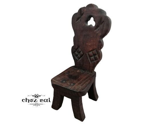 Vintage Français Trouvé Cute Miniature Wooden Chair Mini Decorative Farmhouse Shelf Display Country