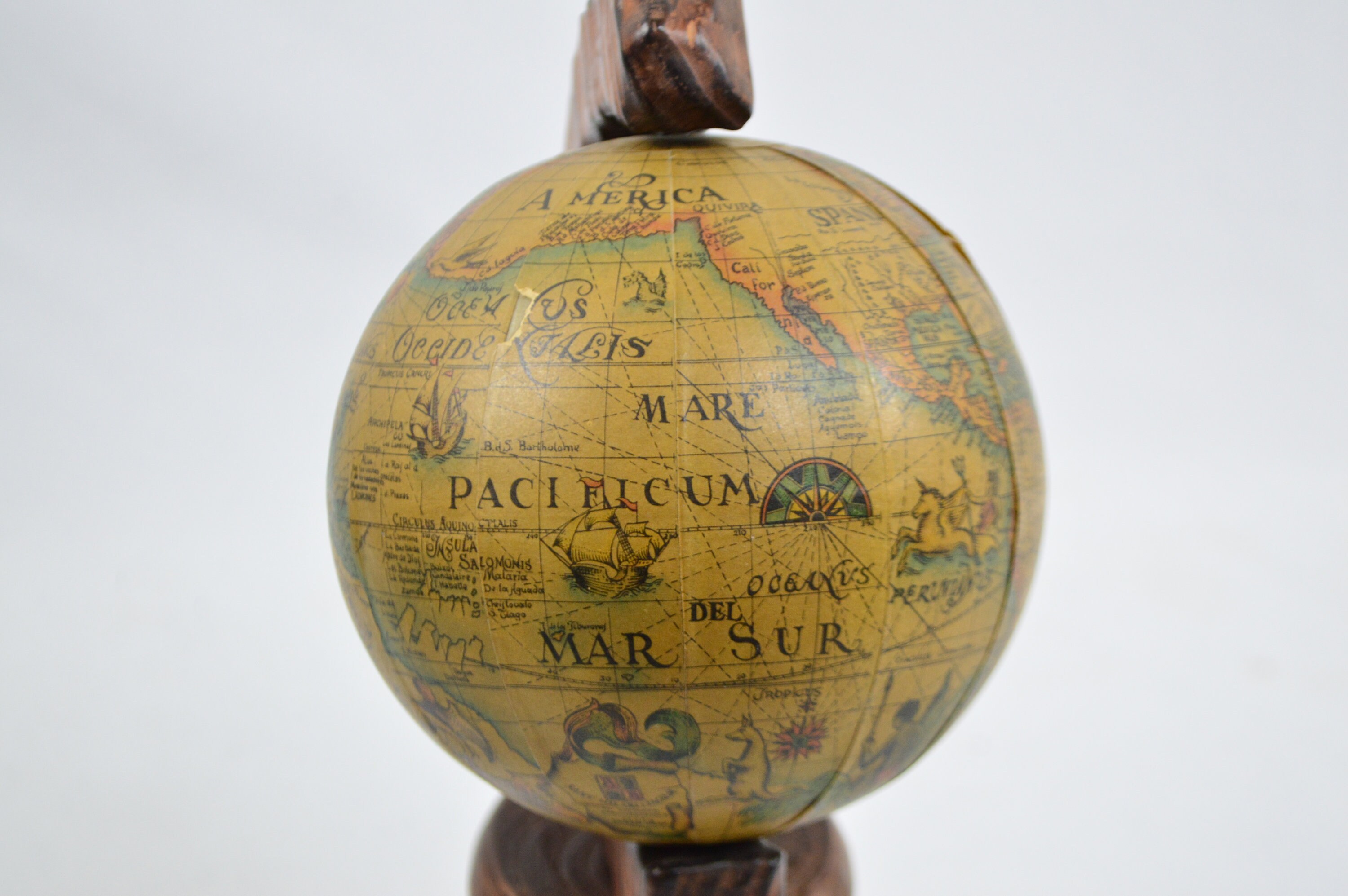 Vintage Old World Globe In Spanish Or Italian On A Wooden Etsy