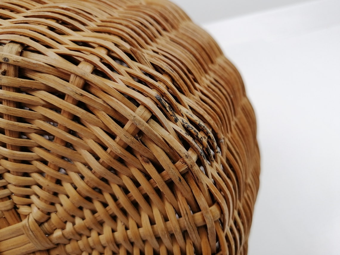 Vintage Cute Small Wicker Box With Lid Storage Holder Etsy