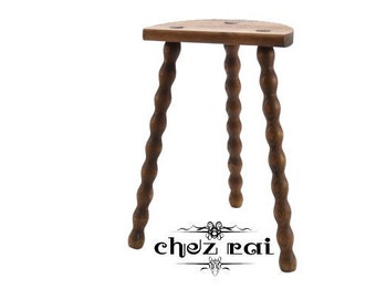 Vintage French 18" Medium Height Wooden Unbraced D Stool Plant Stand Farmhouse Cottage Wood Tabouret French Vintage Stool / ChezRai