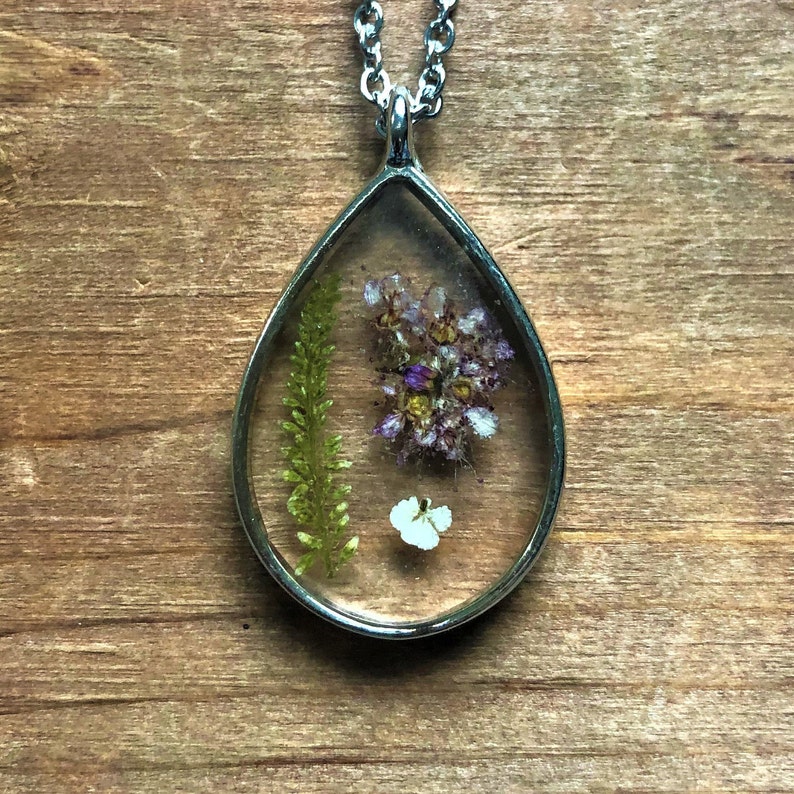 flower jewelry flower resin pendant flower resin jewelry nature necklace flower pendant flower resin necklace gift flower necklace