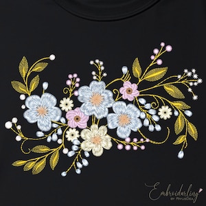 花の機械刺繍デザイン、花束の刺繍デザイン。花の構成、装飾、装飾、刺繍デザインのダウンロード