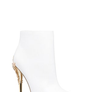 Sexy shop white booties