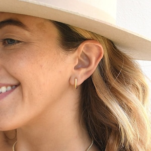 Rectangle hoops | Huggie earrings | Small hoops | Mini hoops gold | Small Dainty studs | Gold hoops | Minimalist earring | Gold studs