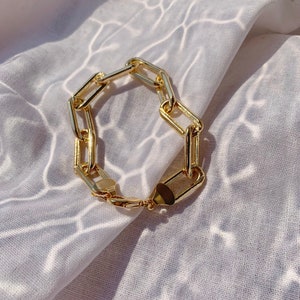 Chunky Link Bracelet | Gold Paperclip link bracelet | Thick Paperclip Link Bracelet | Stackable and Stretchable Bracelet | Best Seller