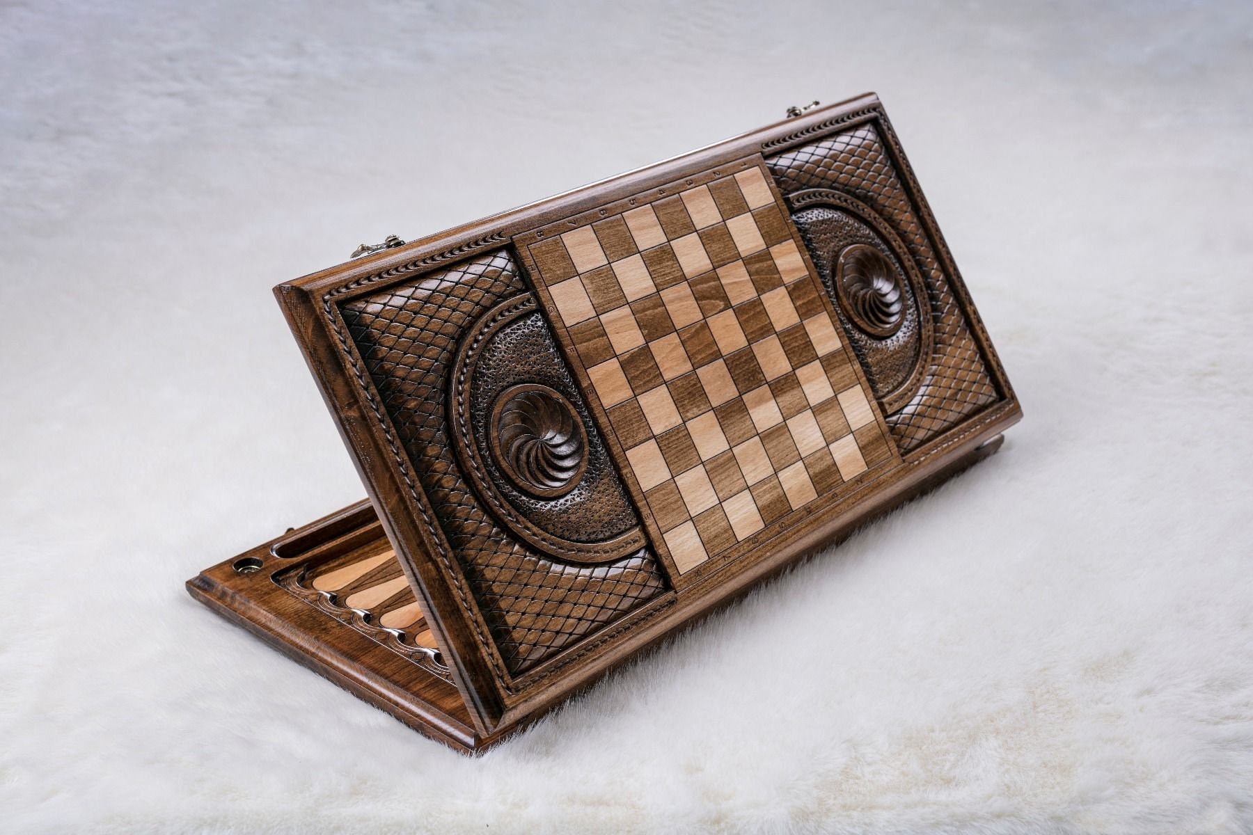 Backgammon Und Schachbrett Aus Holz (Neu (gemäss Beschreibung)) In