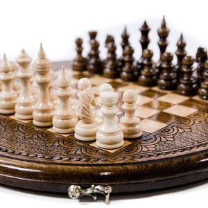 Handmade Wooden Chess Board Set - Circle Style