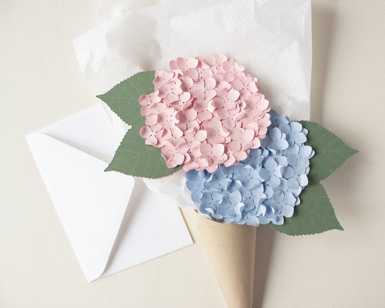 Hydrangea Flower Folded Card With Leaves Online Workshop for Cricut ...