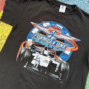 Vintage 2000 Formula One F1 Racing Indianapolis United States Grand Prix Logo Athletic Y2K Graphic Shirt Size Large