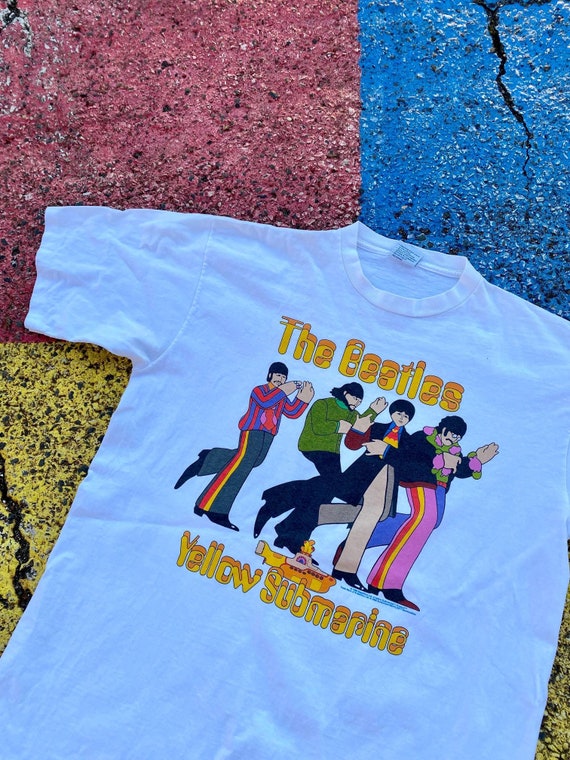 90s The Beatles Yellow Submarine Tシャツ Amazon.com: The Beatles - Yellow Submarine Logo T-Shirt