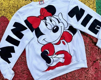 Vintage 90s Minnie Mouse Spell Out Disney Designs Big Graphic Crewneck Sweatshirt USA Size XL