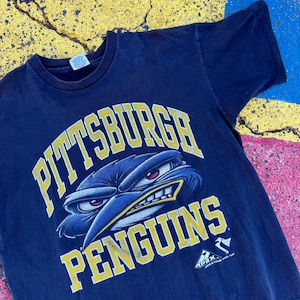 Vintage 1993 Pittsburgh Penguins NHL Hockey Apex One Mascot Graphic Shirt USA Size XL