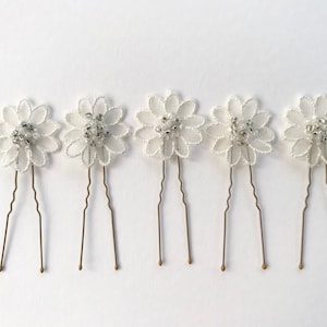 One Single Embroidered Daisy Hairpins Cream / Ivory with seed bead detail. Bridesmaid - Bride - Prom - Party