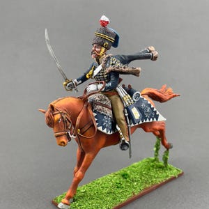 British Hussars, Painted napoleonic miniature 1/30 Scale, Napoleonic tin toy soldiers, Collectible figurine, Mounted figure VID SOLDIERS 4-013 Sergeant 18th