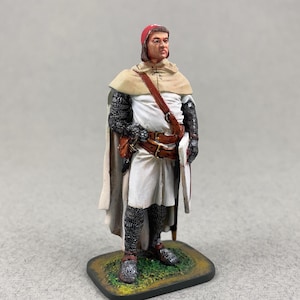 Crusader Knight 54 mm 1/32, Historical figure, Medieval Knight miniature, Collectible figurine, Hand Painted metal toy soldier, Middle Ages
