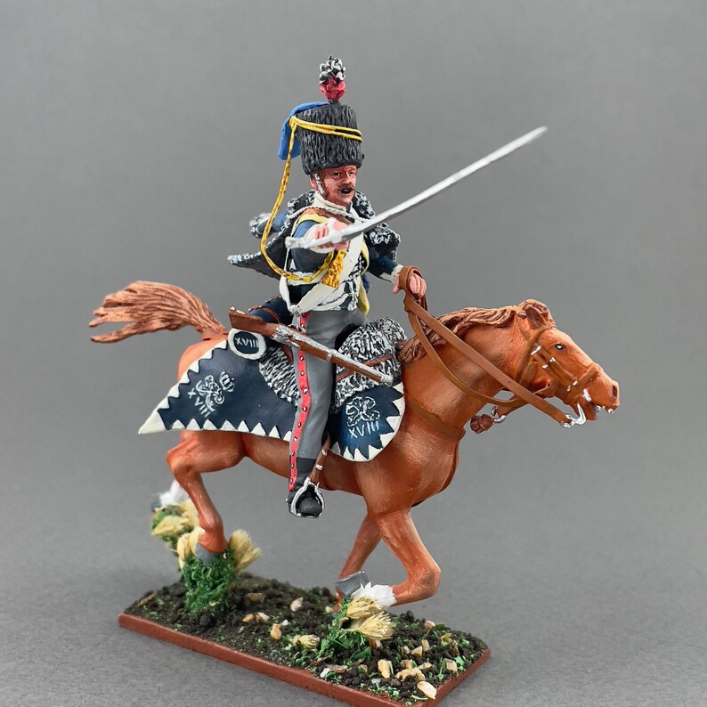 British Hussars, Painted napoleonic miniature 1/30 Scale, Napoleonic tin toy soldiers, Collectible figurine, Mounted figure VID SOLDIERS 4-007 Private 18th