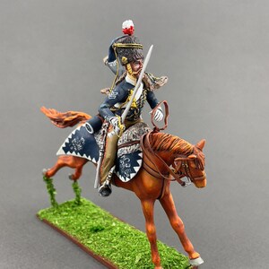 British Hussars, Painted napoleonic miniature 1/30 Scale, Napoleonic tin toy soldiers, Collectible figurine, Mounted figure VID SOLDIERS image 14