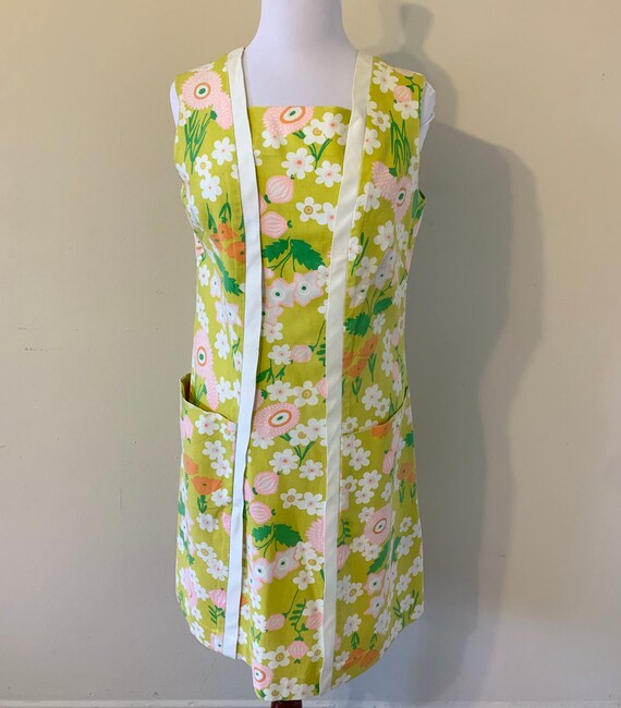 Vintage Women's 1960's Groovy Shift Dress