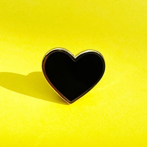 Black Heart hard enamel pin badge, a great gift to show you love someone... image 1