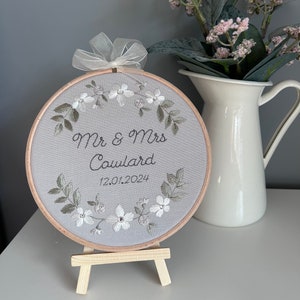 Personalised Flower Embroidery Hoop Art Wedding Gift Memento, Anniversary Cotton Keepsake, Custom Newlyweds Name and Date, Mr & Mrs