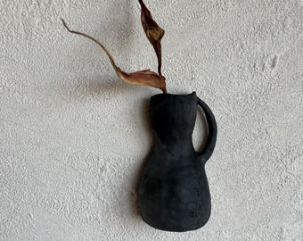 Vase mural en céramique Wabi Sabi fait main, noir, décoration murale rustique, objet de décoration intérieure