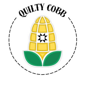 Puede incluir: Un logotipo circular con el texto "QUILTY COBB" en negro, en forma de arco. El logotipo presenta una mazorca de ma&iacute;z estilizada en amarillo, con una estrella negra y blanca en el centro, y hojas verdes en la base, todo delineado con una l&iacute;nea discontinua.