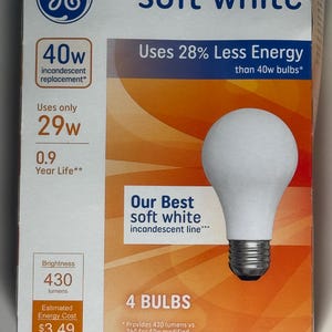 Bombilla GE de luz blanca suave de 40 W (paquete de 4): regulable, A19, E26