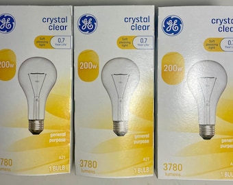 GE Crystal Clear 200w Incandescent 3 Light bulb A21