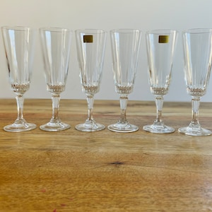Vintage Luminarc Lancer Champagne Flutes - Made in France