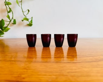 Vasos de chupito Luminarc rojo rubí de los años 80 (juego de 4) - Cristalería francesa vintage
