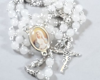 Immaculate Heart Color Center Vintage Style Rosary White Jade Hail Mary Beads Rose Our Father Beads Rose Style Cross Pinned Construction