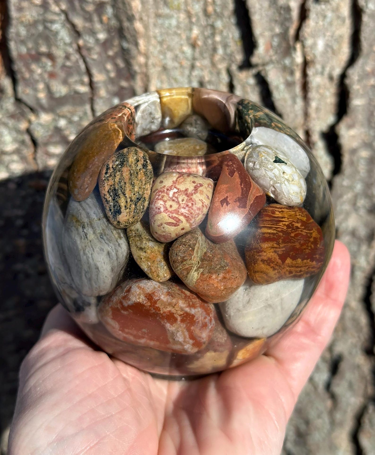 Photo inspiration: Picture Idea: Resin Candle Holder For Display Natural Stone Home Decor Table