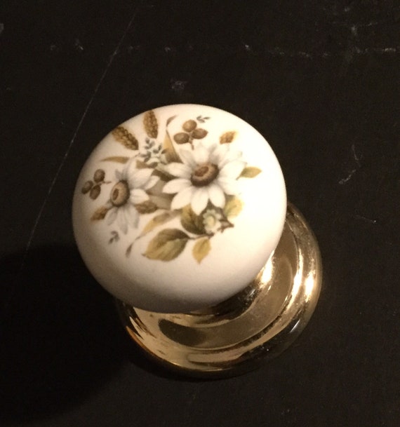12 Vintage Small Gainsborough Porcelain Door Pulls Etsy