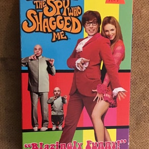 Lanzamiento original vintage Austin powers The Spy Who Shagged Me VHS with Cardboard Case. Mike Myers Heather Graham Secuela de Man of Mystery