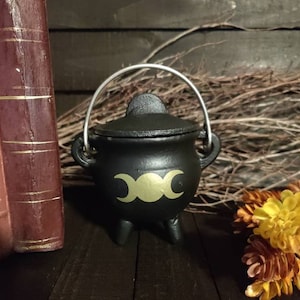 Customizable Cast Iron Cauldron