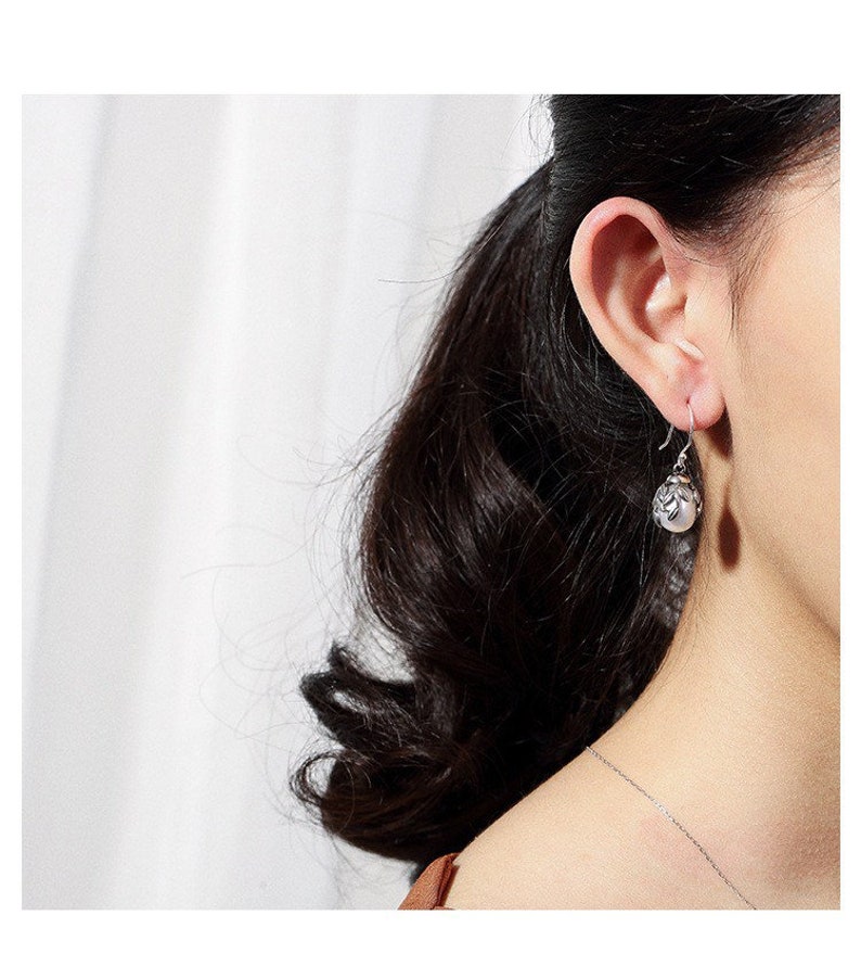 Sea pearl leaves eardrop earring hand make pure silver earring
