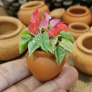 Miniatuurpoppenhuis calla lelie: handgemaakt bloemboeket van klei